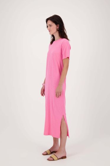 Zusss lange t-shirt jurk met split fel roze