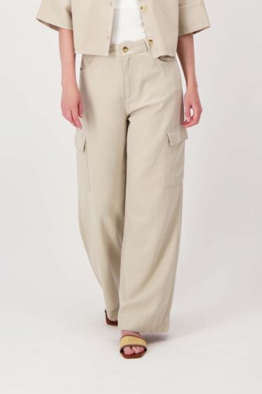 Zusss cargo broek wijd model sand