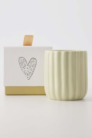 Zusss geurkaars keramiek in doosje hartje beige
