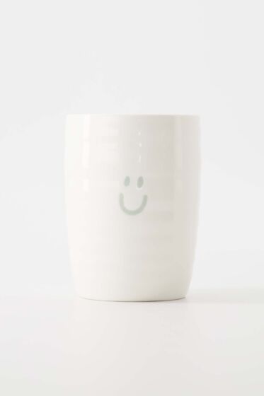 Zusss koffiemok smiley wit/grijsblauw